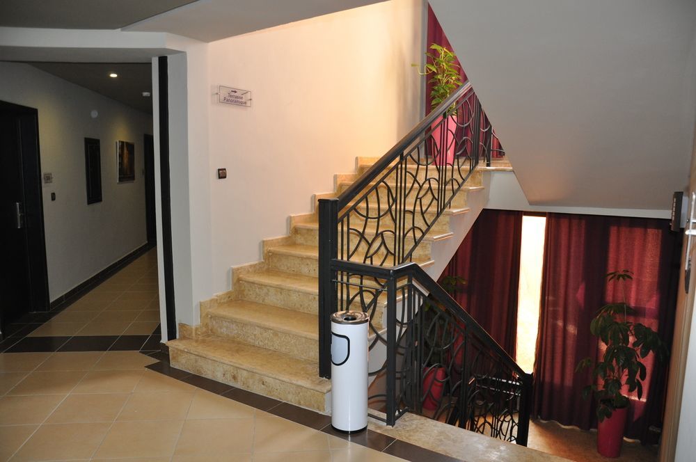 אווריר Hotel Inou מראה חיצוני תמונה