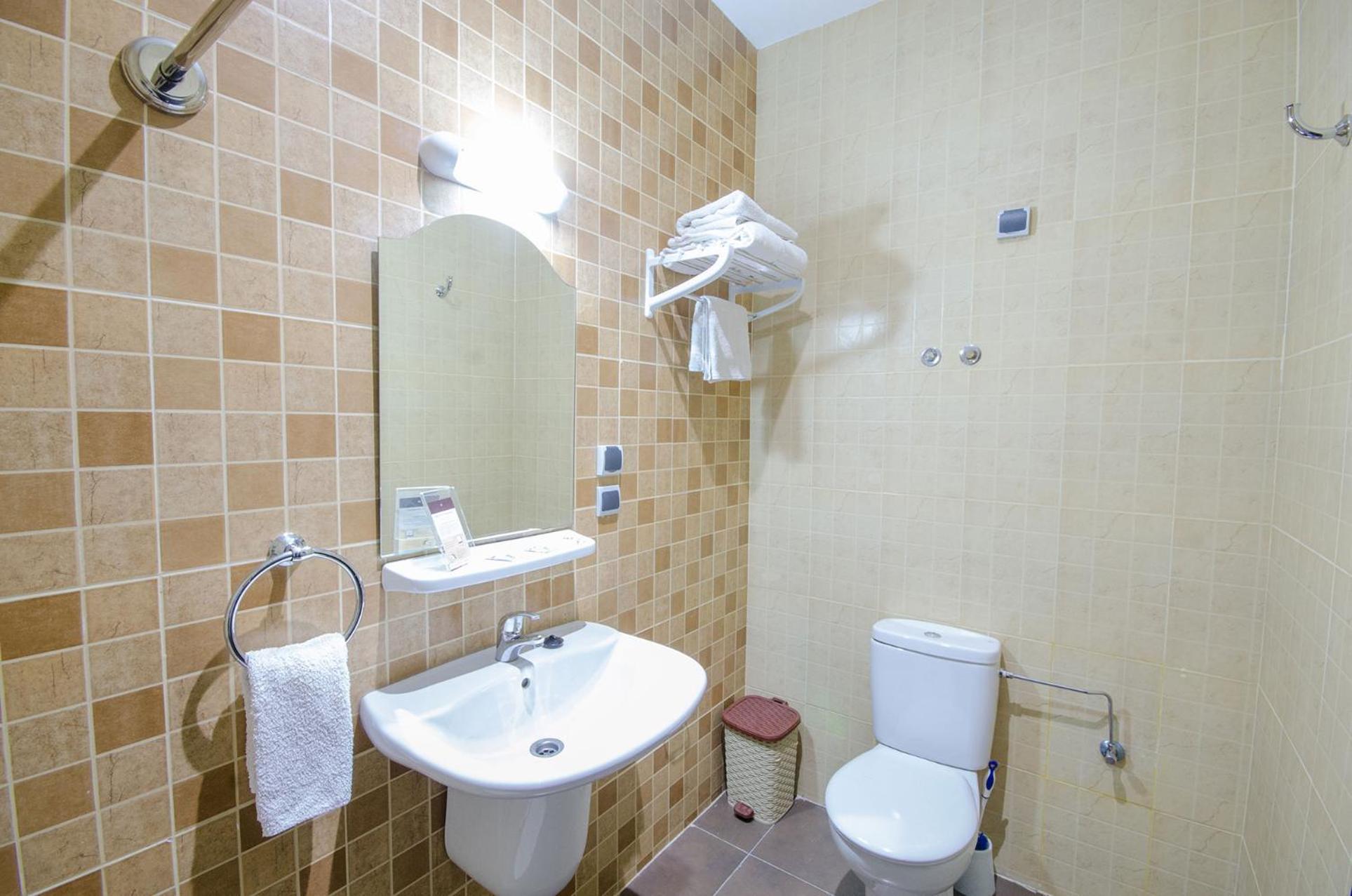 אווריר Hotel Inou מראה חיצוני תמונה